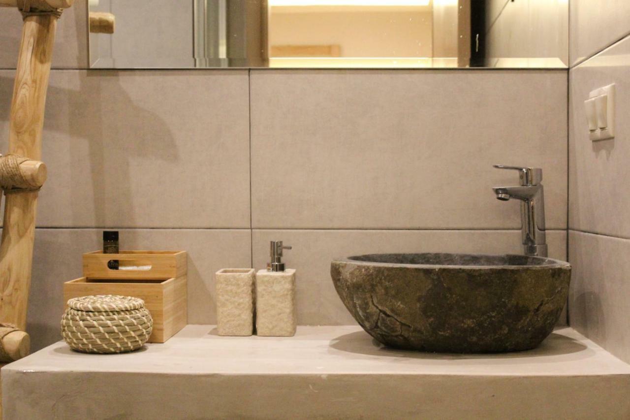 Ederlezi Boutique Hotel เอเธนส์ ภายนอก รูปภาพ